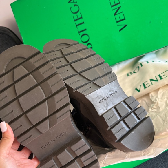 BOTTEGA VENETA TIRE BOOT (TALL) - Picture 2 of 4